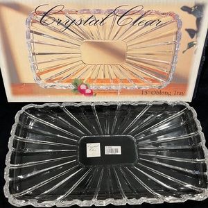 NWOT Alexandria 15” tray Crystal Clear